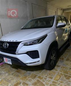 تۆیۆتا فۆرچێنەر